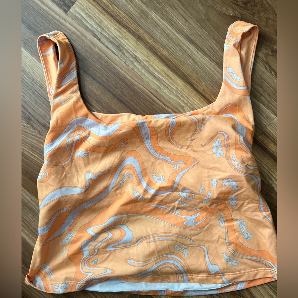 Fabletics Oasis Twist Built-In Bra Tank